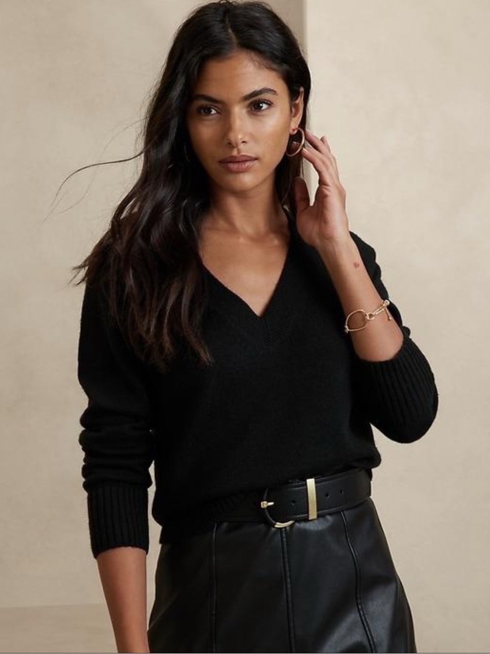 Classic V-Neck Black Women's Sweater